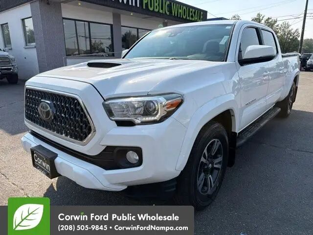 2019 Toyota Tacoma TRD Sport — photo 1 of 42