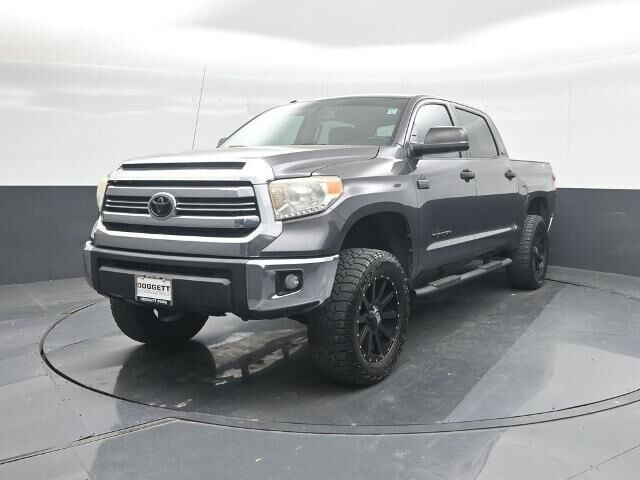 2017 Toyota Tundra SR5