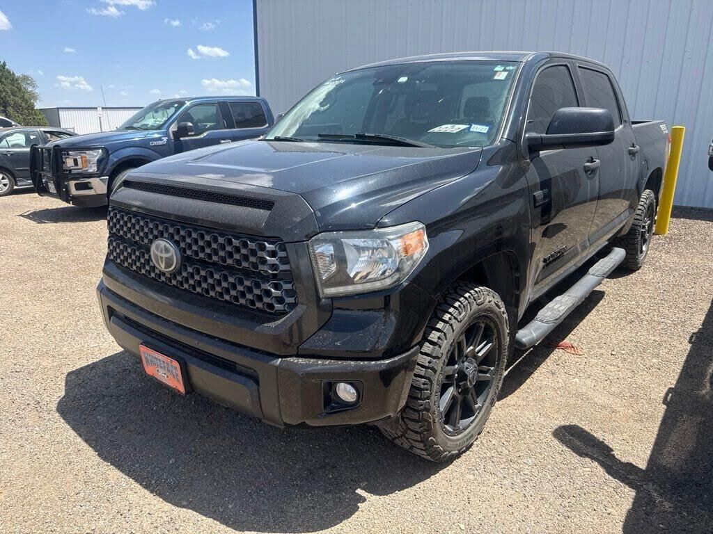 2020 Toyota Tundra SR5 — photo 1 of 2