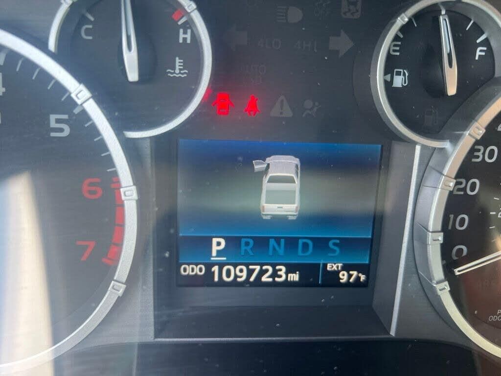 2015 Toyota Tundra Limited — photo 1 of 1