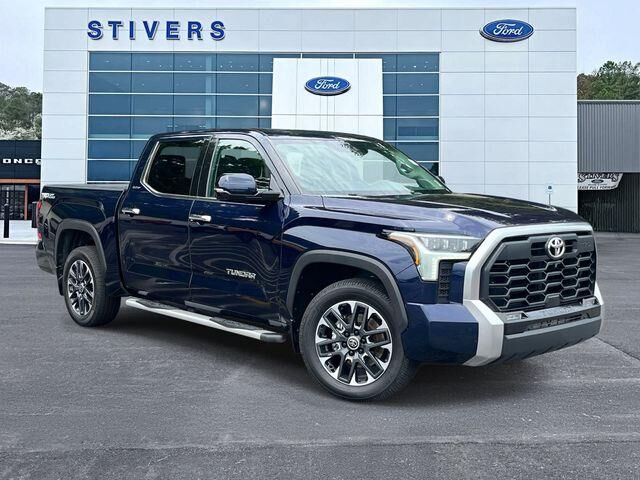 2022 Toyota Tundra Limited — photo 1 of 33