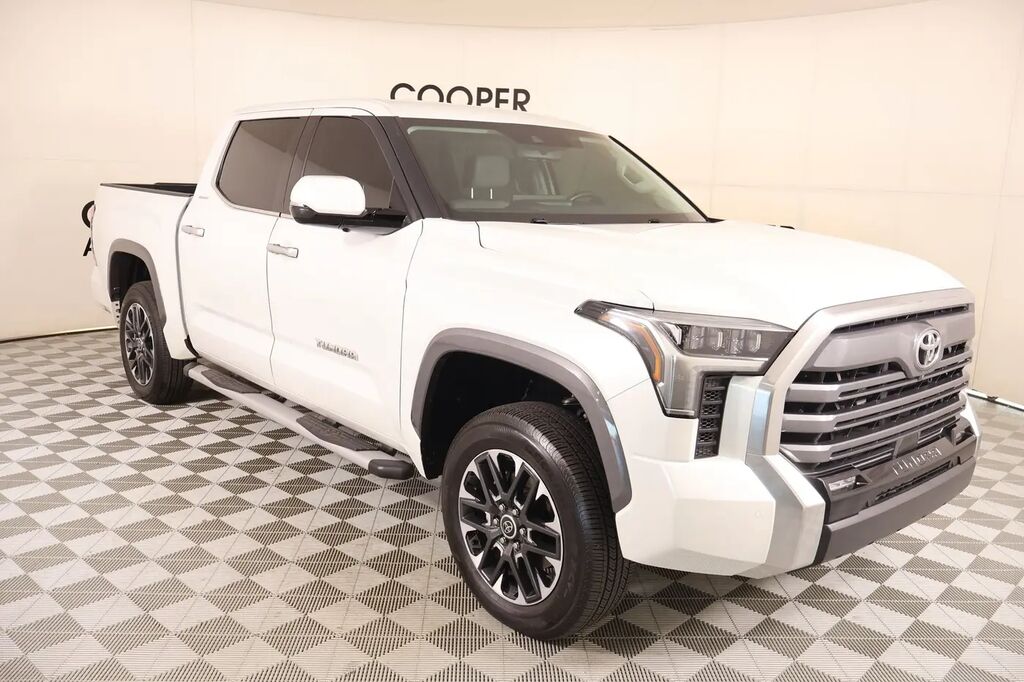 2023 Toyota Tundra Limited — photo 1 of 13