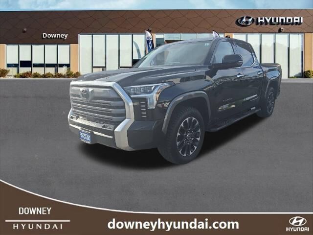 2023 Toyota Tundra Limited — photo 1 of 13
