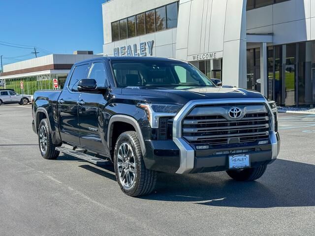 2023 Toyota Tundra Limited HV