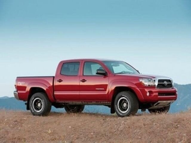 2012 Toyota Tacoma PreRunner V6 — photo 1 of 2
