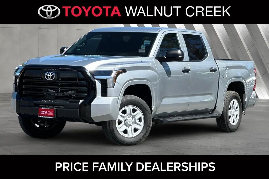 2025 Toyota Tundra SR — photo 1 of 9