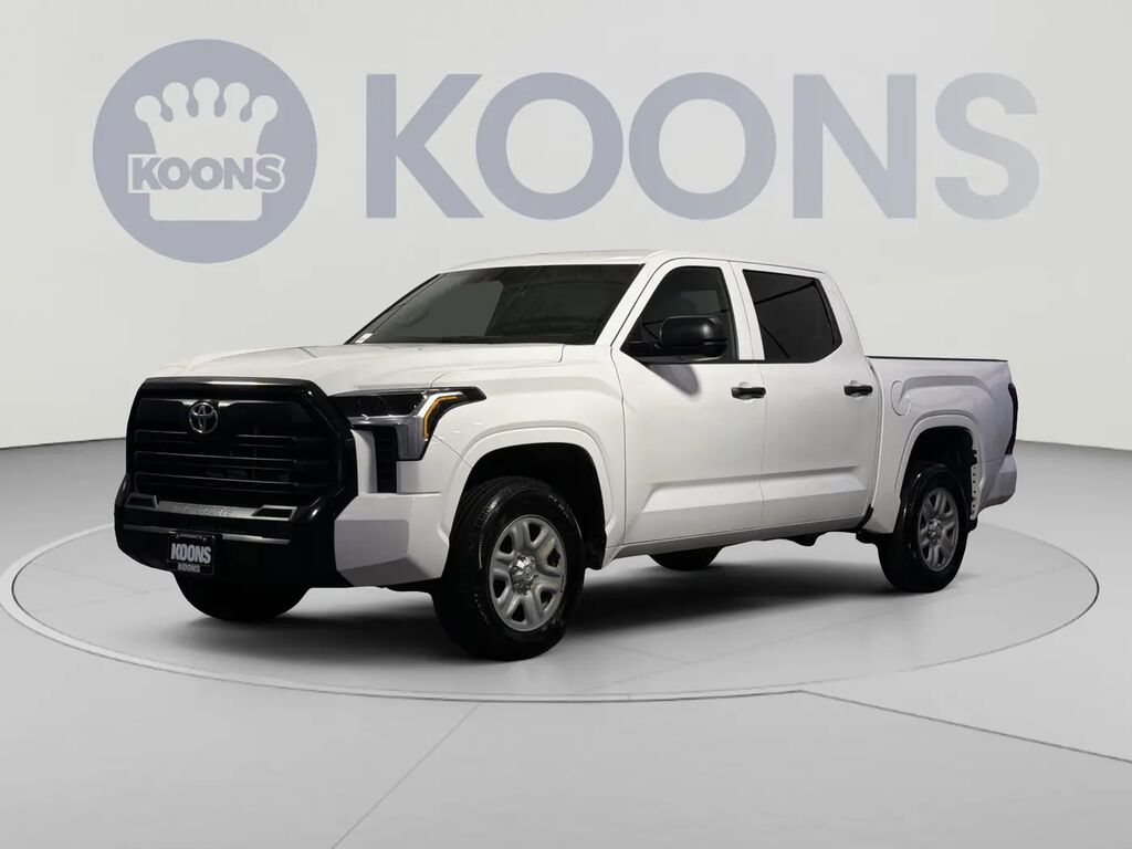 2025 Toyota Tundra SR — photo 1 of 13