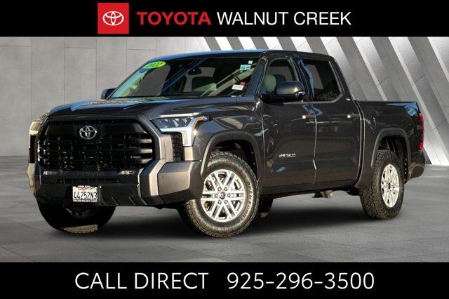 2022 Toyota Tundra 2WD SR5