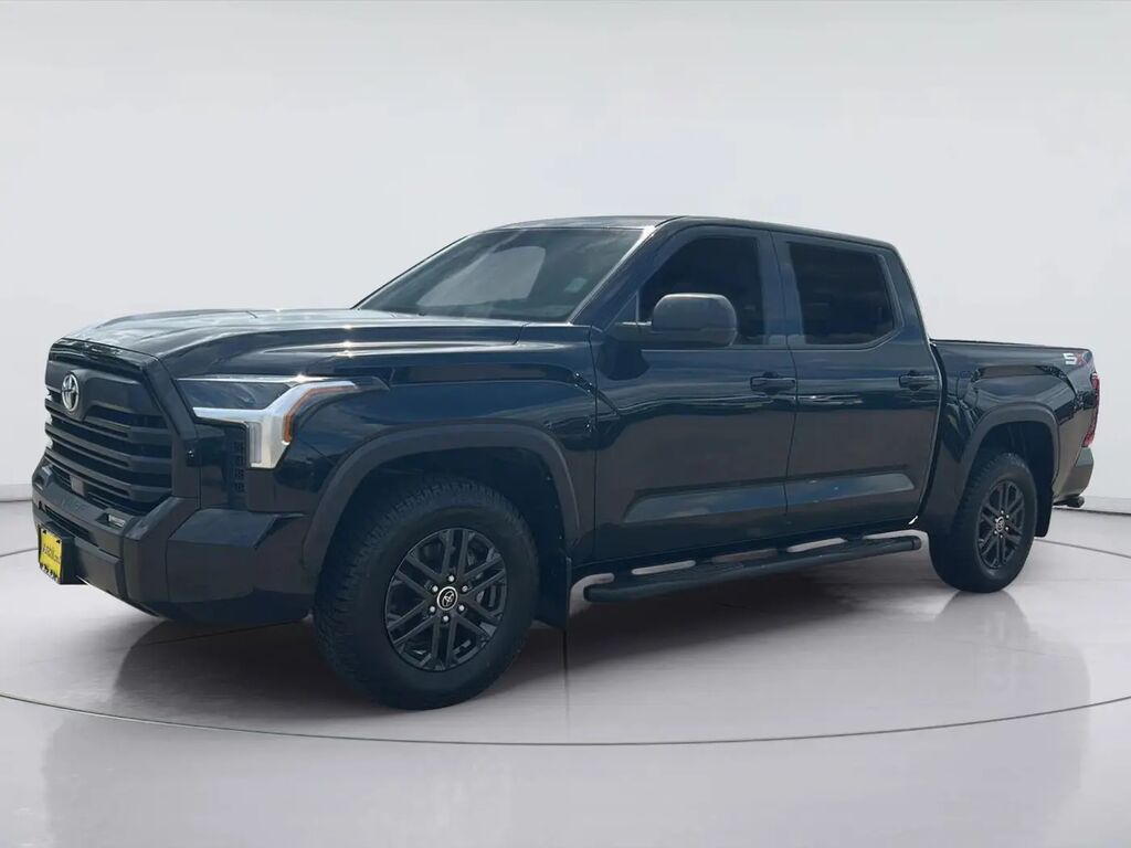2024 Toyota Tundra SR5 — photo 1 of 13