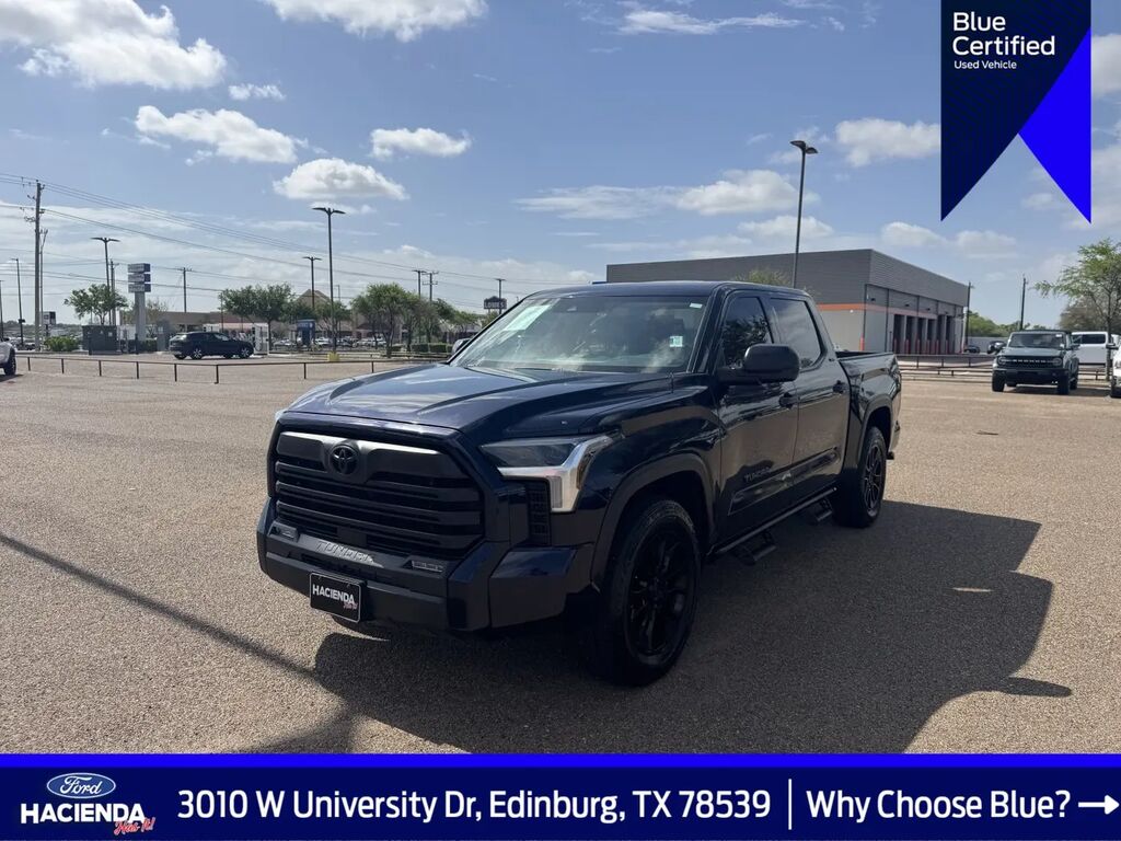 2023 Toyota Tundra SR5 — photo 1 of 13
