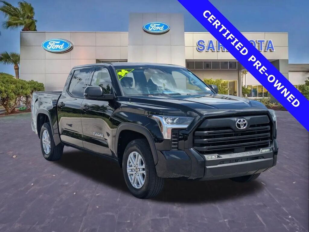 2024 Toyota Tundra SR5 — photo 1 of 13