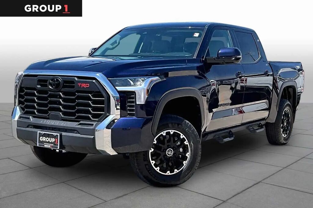 2024 Toyota Tundra SR5 — photo 1 of 12