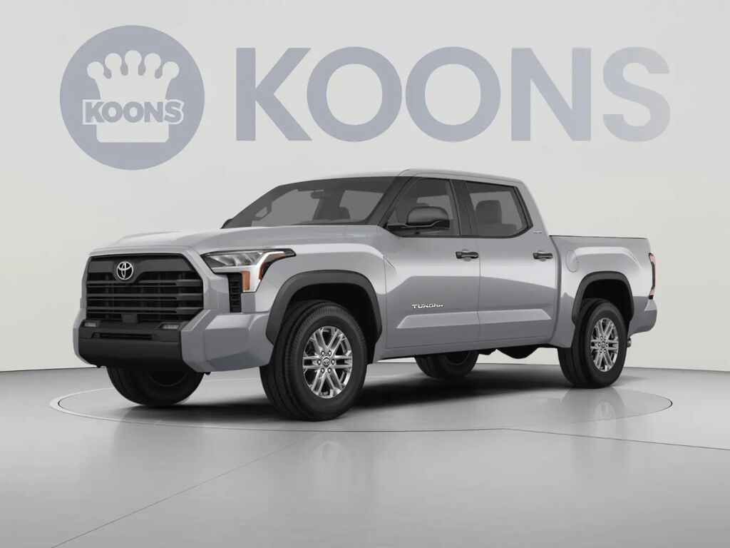 2025 Toyota Tundra SR5 — photo 1 of 3