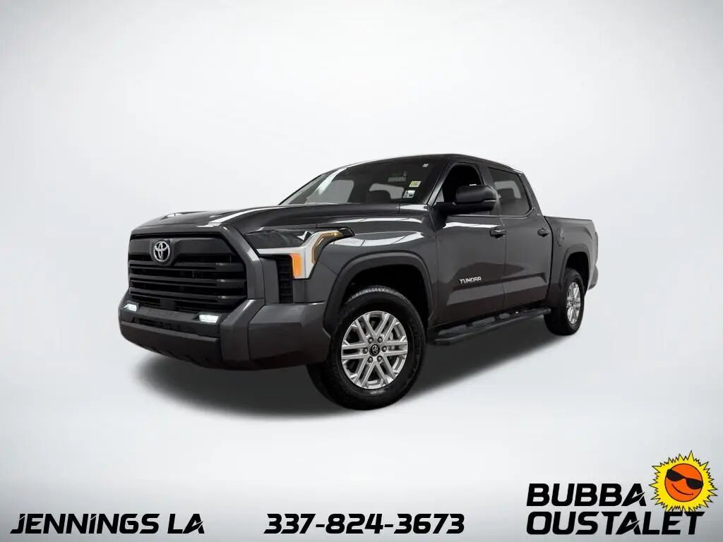 2025 Toyota Tundra SR5 — photo 1 of 16