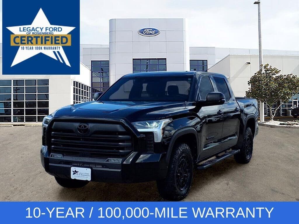 2025 Toyota Tundra SR5 — photo 1 of 1
