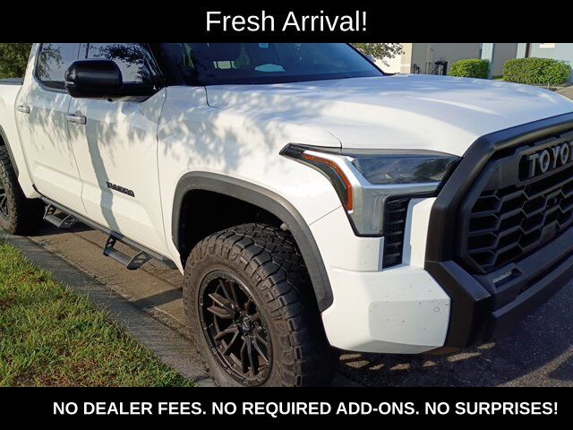 2022 Toyota Tundra 4WD SR5