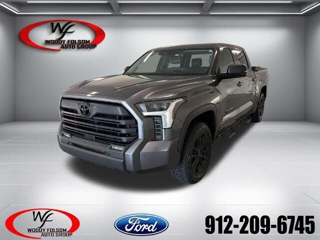 2023 Toyota Tundra SR5 — photo 1 of 26