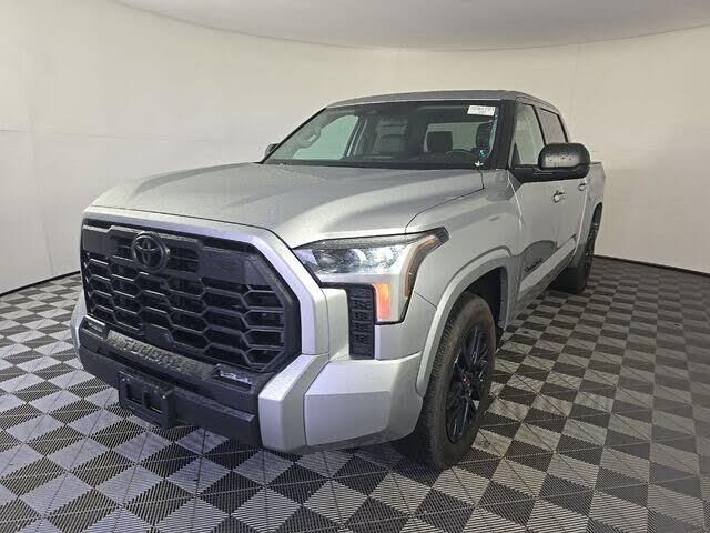 2023 Toyota Tundra SR5 — photo 1 of 14