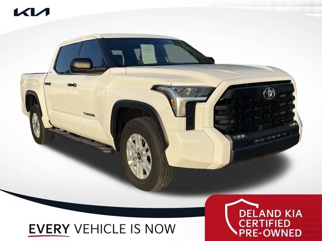2025 Toyota Tundra SR5 — photo 1 of 13