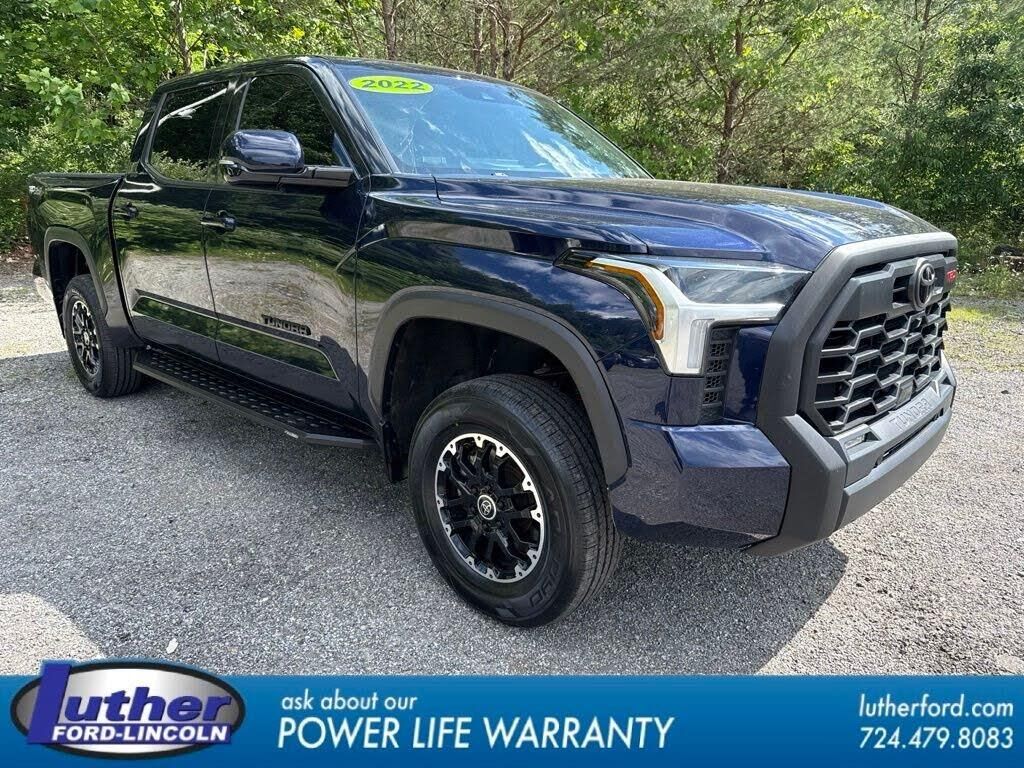 2022 Toyota Tundra SR5 — photo 1 of 1