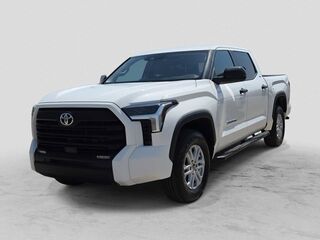 2024 Toyota Tundra 4WD SR5