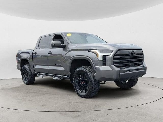2025 Toyota Tundra SR5 — photo 1 of 1