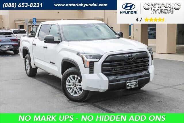 2025 Toyota Tundra SR5