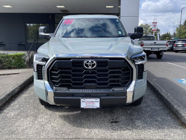 2025 Toyota Tundra 4WD SR5