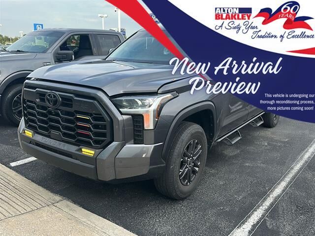 2024 Toyota Tundra SR5