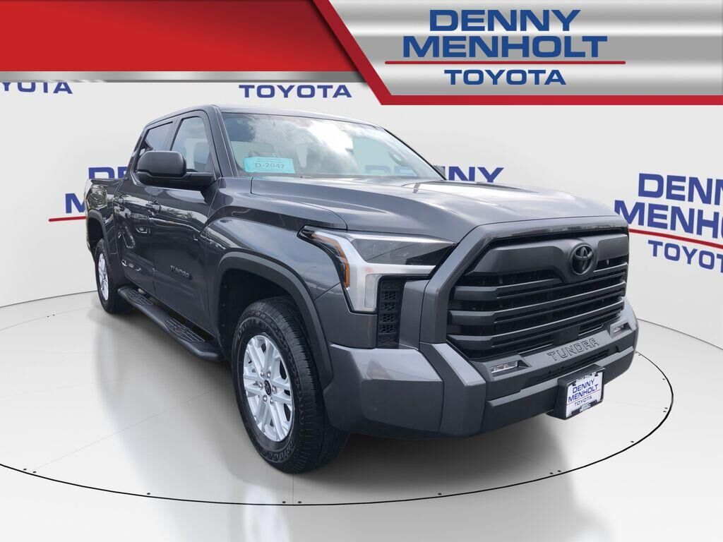 2024 Toyota Tundra 4WD — photo 1 of 13
