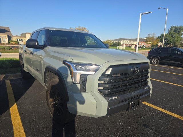 2026 Toyota Tundra 4WD SR5