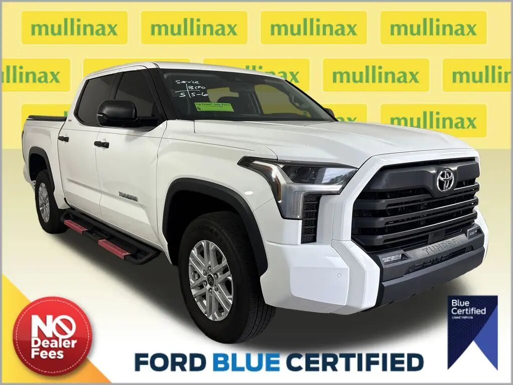2024 Toyota Tundra SR5 — photo 1 of 19