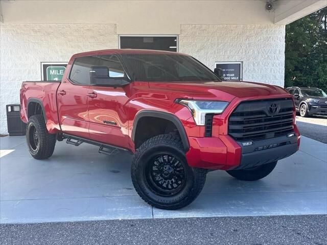 2022 Toyota Tundra SR5
