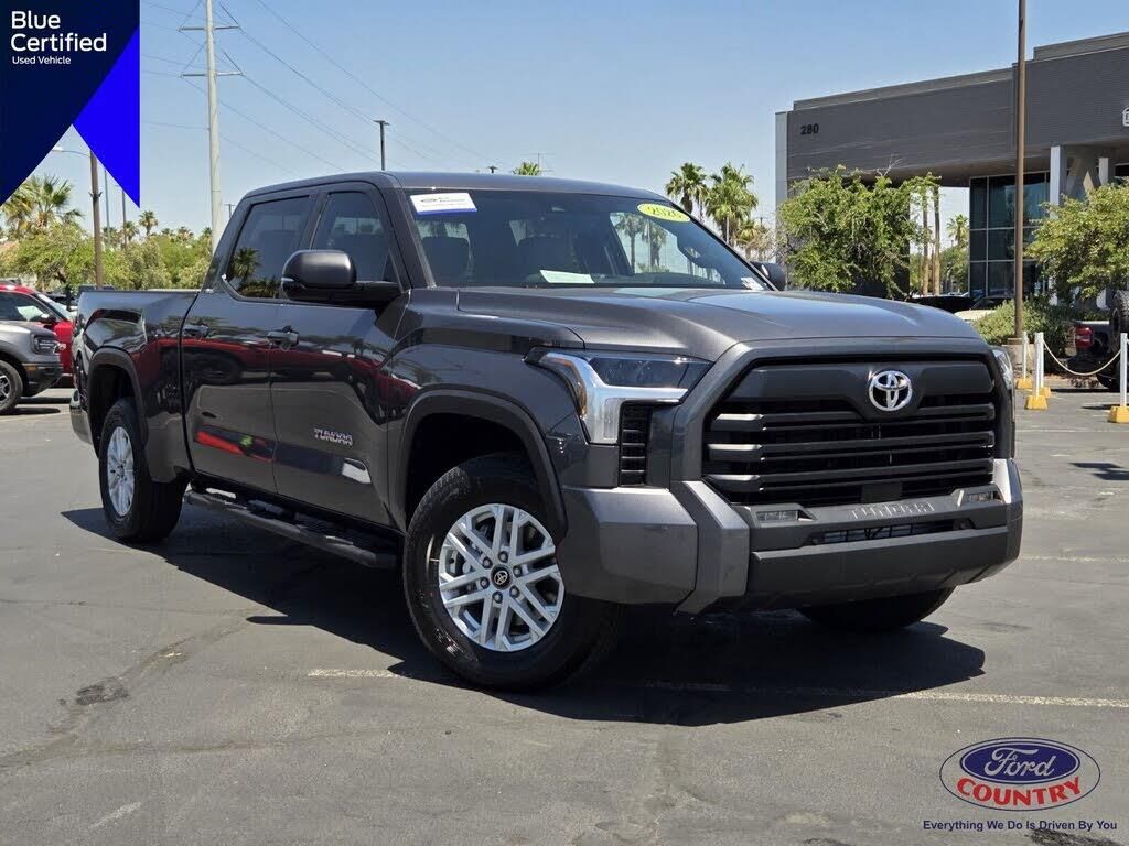 2026 Toyota Tundra SR5 — photo 1 of 1