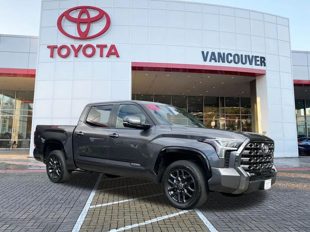 2024 Toyota Tundra Platinum — photo 1 of 13