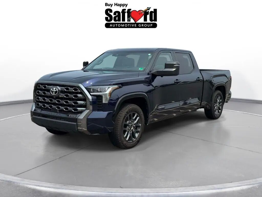2022 Toyota Tundra Platinum — photo 1 of 14