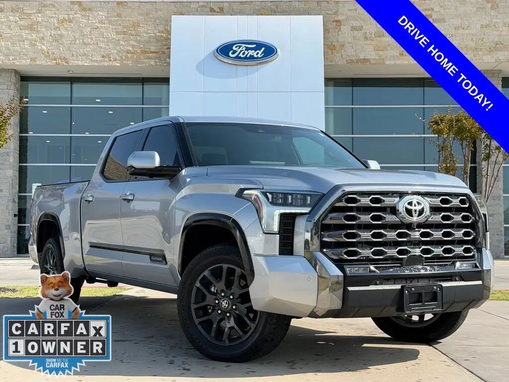 2023 Toyota Tundra Platinum — photo 1 of 45