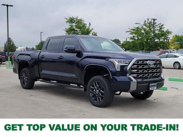 2024 Toyota Tundra Platinum — photo 1 of 13