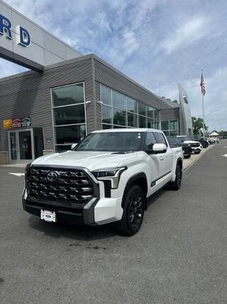 2024 Toyota Tundra Platinum HV — photo 1 of 25