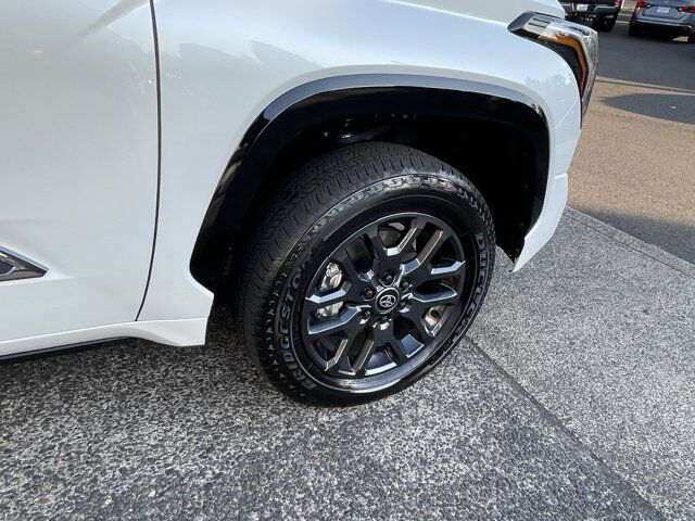2025 Toyota Tundra 4WD Platinum Hybrid