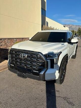 2025 Toyota Tundra Platinum HV