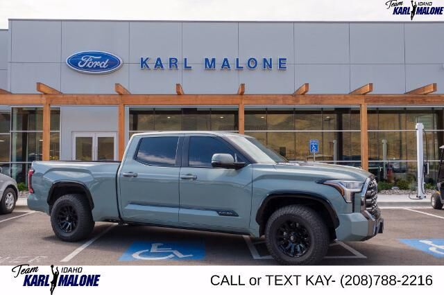2024 Toyota Tundra Platinum HV
