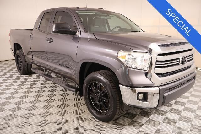 2016 Toyota Tundra SR5 — photo 1 of 13