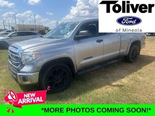 2017 Toyota Tundra SR — photo 1 of 11