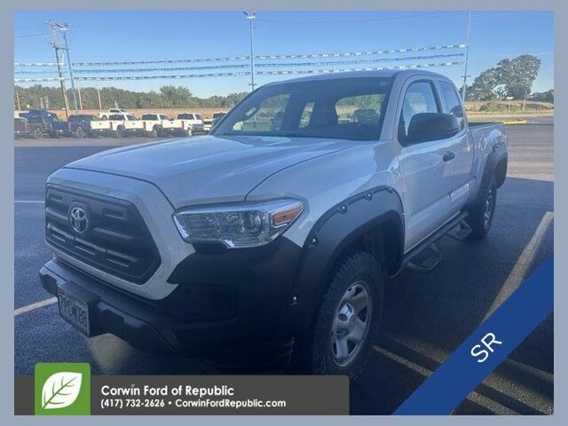 2017 Toyota Tacoma SR