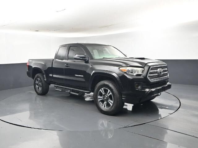 2016 Toyota Tacoma TRD Sport
