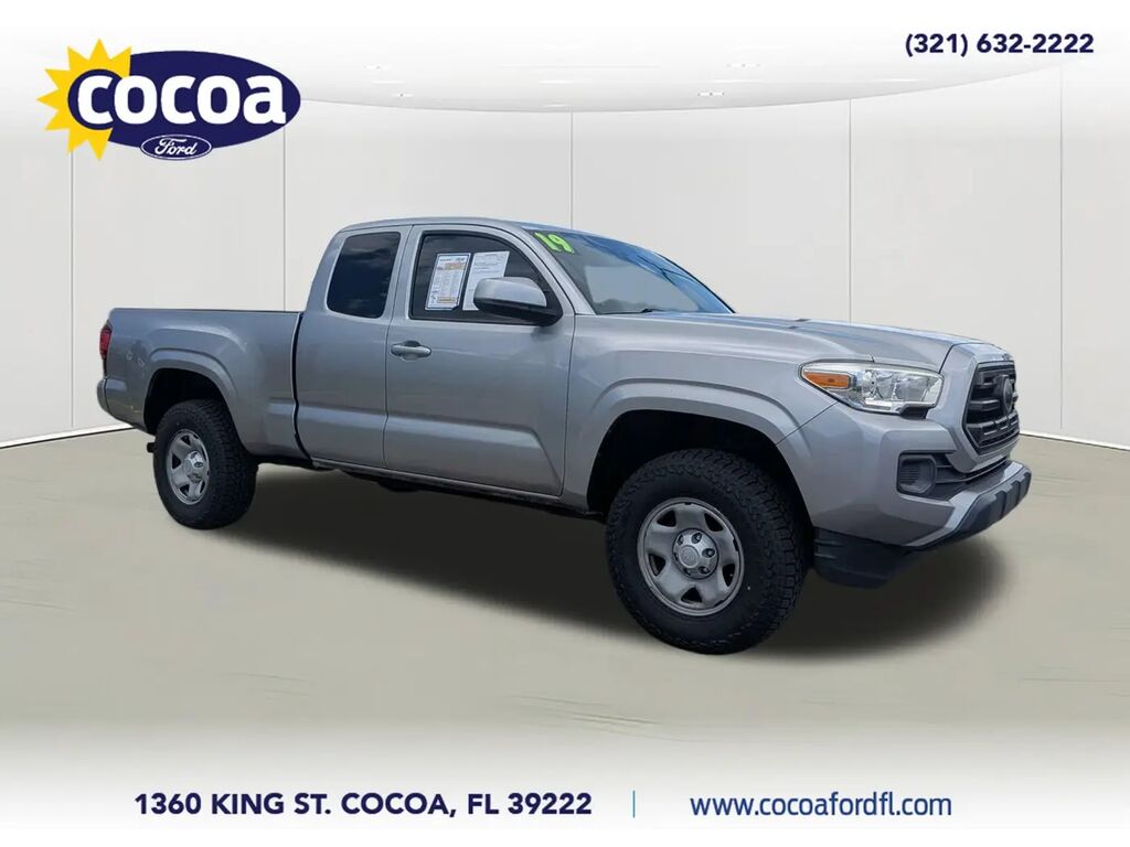 2019 Toyota Tacoma TRD Sport — photo 1 of 13