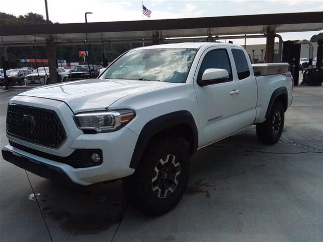 2019 Toyota Tacoma TRD Off-Road — photo 1 of 3