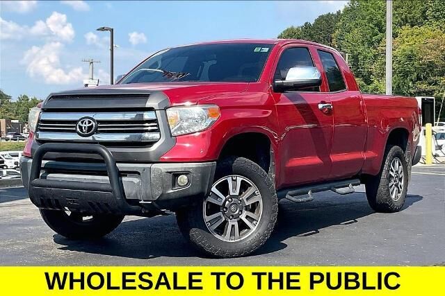 2017 Toyota Tundra SR — photo 1 of 7