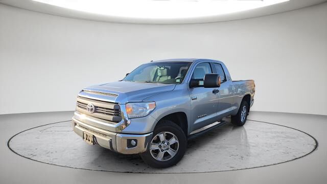 2015 Toyota Tundra SR5